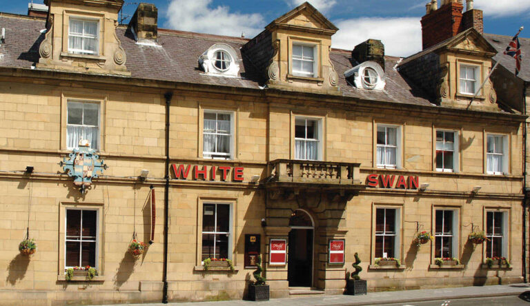 White Swan Exterior Ft