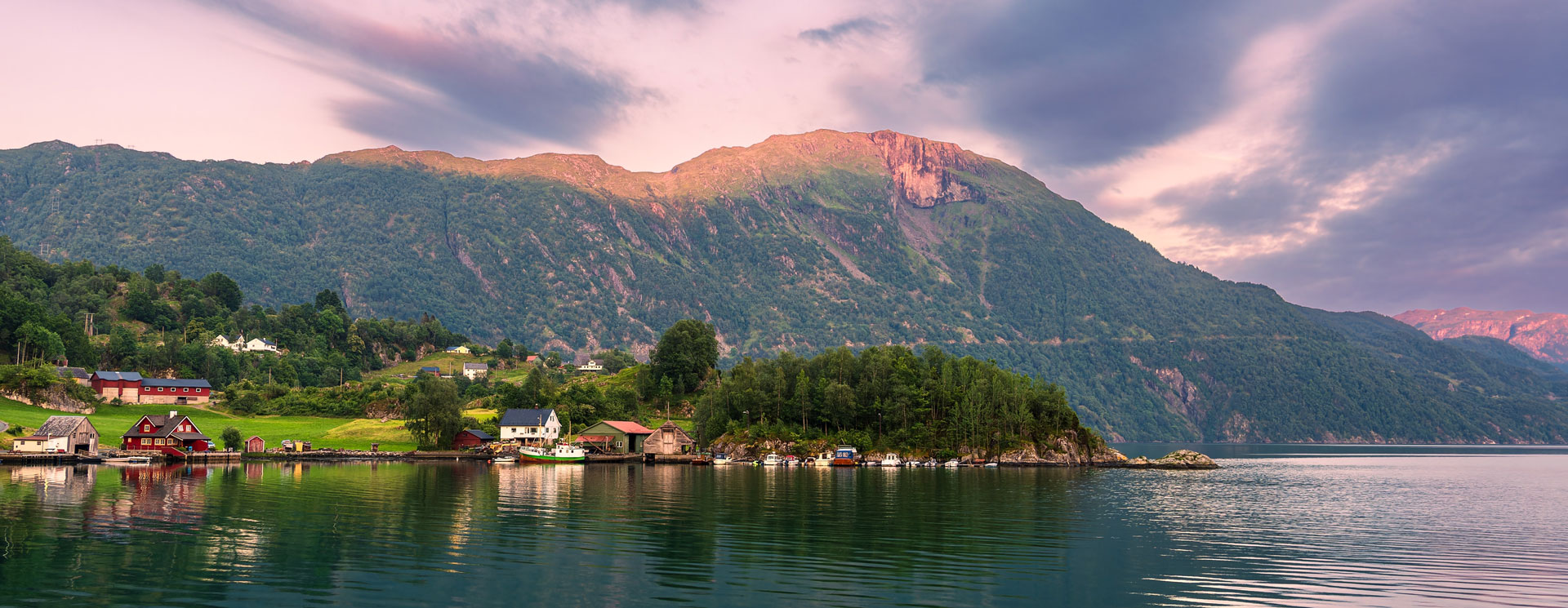 View,over,the,akrafjord,in,the,evening,in,norway.